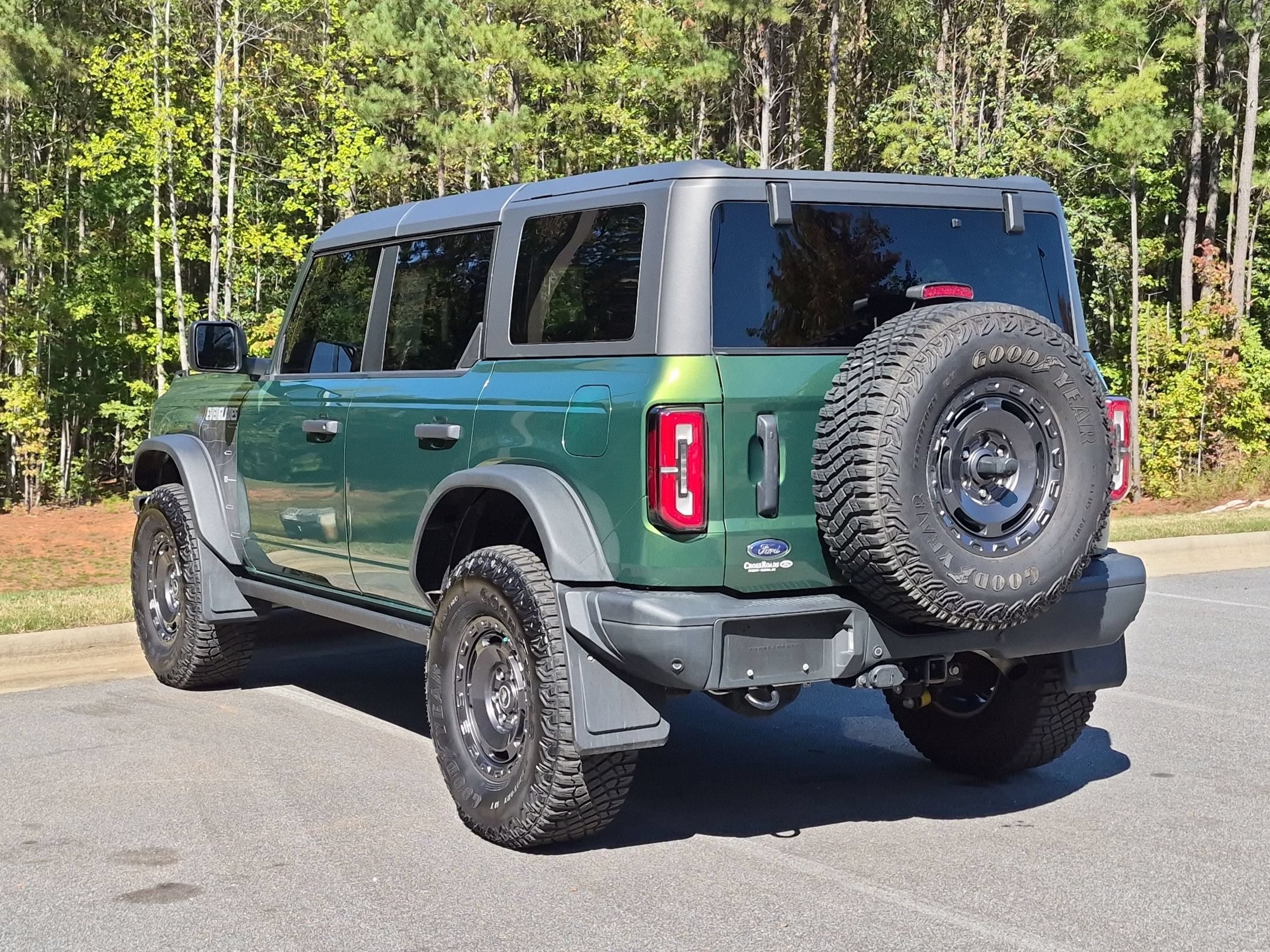 Used 2023 Ford Bronco Everglades AWD/4WD image 6