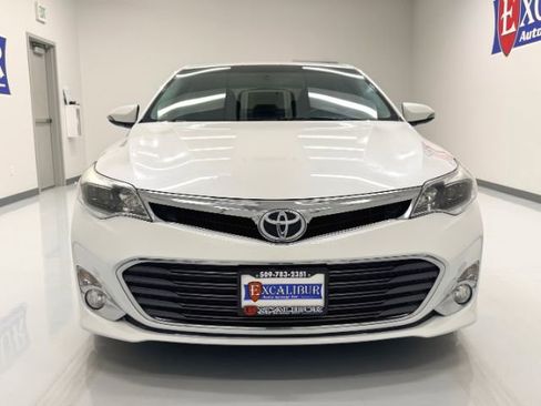 Used 2014 Toyota Avalon Limited FWD image 7
