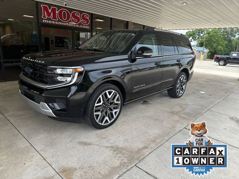 Used 2025 Ford Expedition Platinum w/ Platinum Ultimate Package AWD/4WD image 1