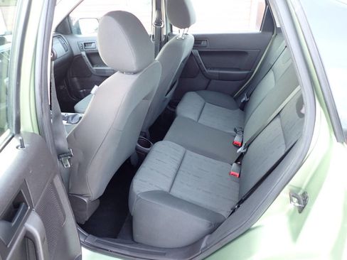 Used 2008 Ford Focus SE image 8