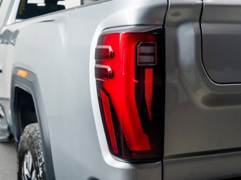 Used 2025 GMC Sierra 3500 Denali w/ Denali Reserve Package image 12