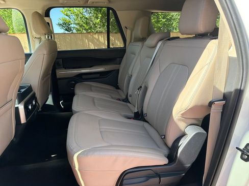 Used 2022 Ford Expedition Max Limited AWD/4WD image 24