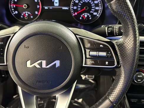 Used 2023 Kia Forte GT-Line w/ GT-Line Premium Package FWD image 30