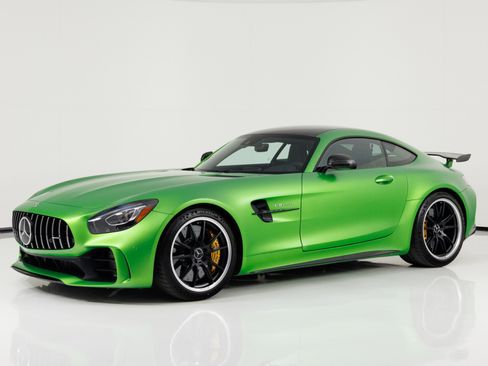 Used 2018 Mercedes-Benz AMG GT R image 7