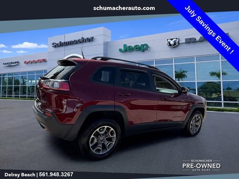 Used 2020 Jeep Cherokee Trailhawk w/ Cold Weather Group AWD/4WD image 7