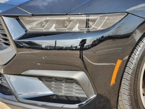 Used 2026 Ford Mustang Premium RWD image 8