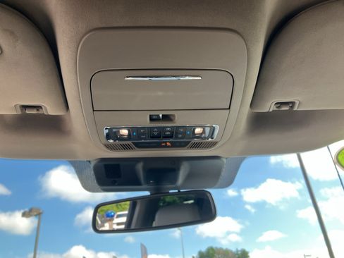 Used 2024 Ford F150 Platinum w/ Equipment Group 703A Plus AWD/4WD image 13