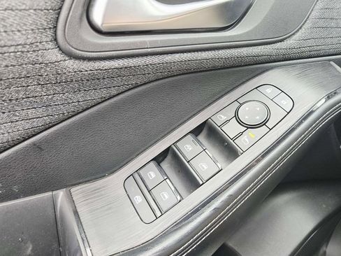 Used 2023 Nissan Rogue SV AWD/4WD image 32