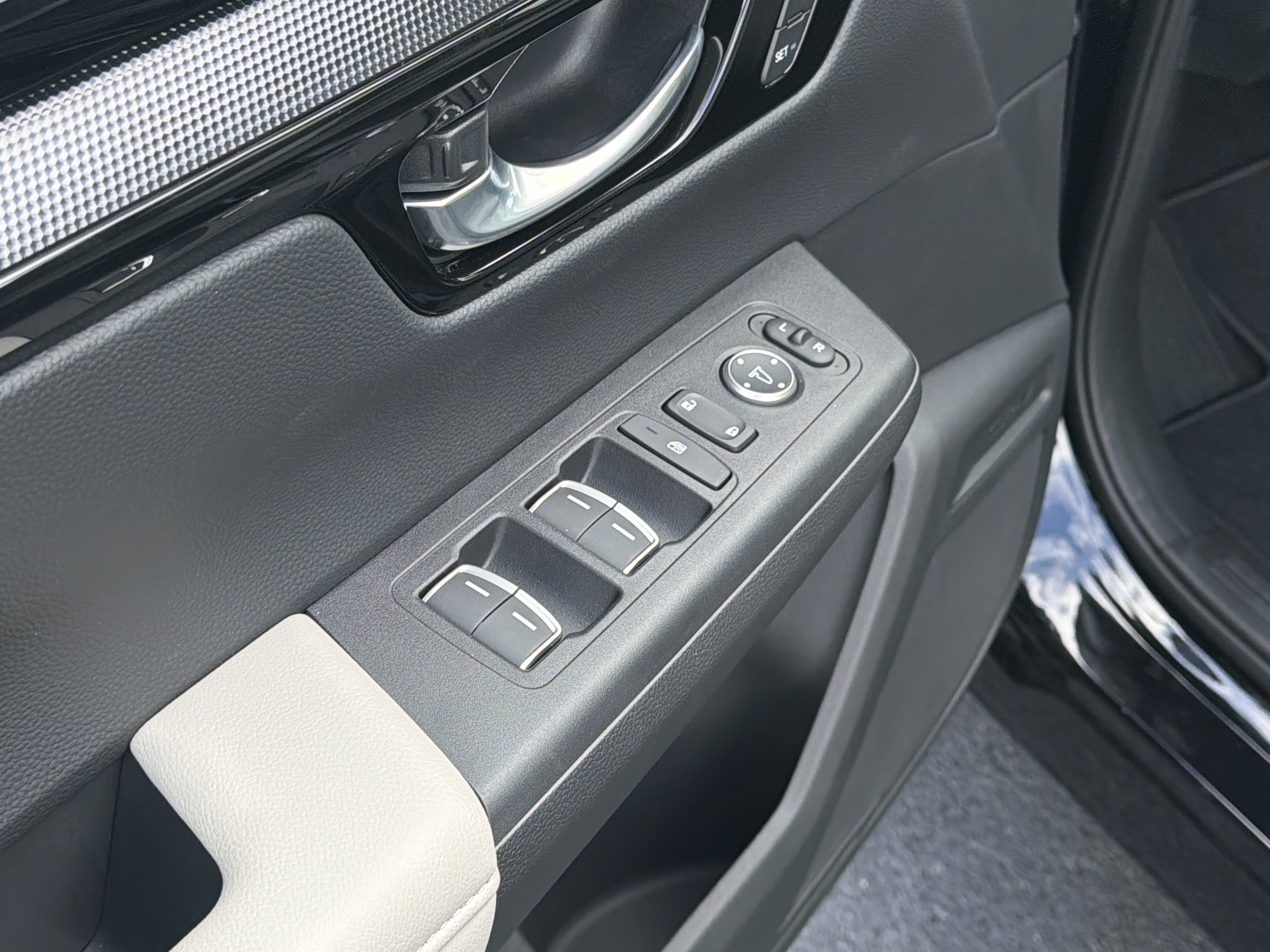 Certified 2026 Honda CR-V EX-L image 23