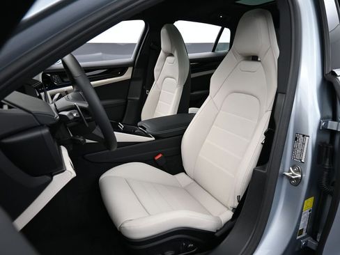 New 2026 Porsche Panamera 4 image 5