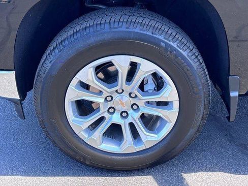 Used 2024 Chevrolet Silverado 1500 LTZ w/ LTZ Convenience Package II AWD/4WD image 10