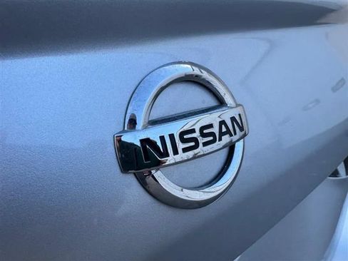Used 2019 Nissan Altima 2.5 S FWD image 10