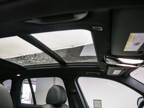 Used 2024 BMW X5 sDrive40i w/ Parking Assistance Package RWD image 18