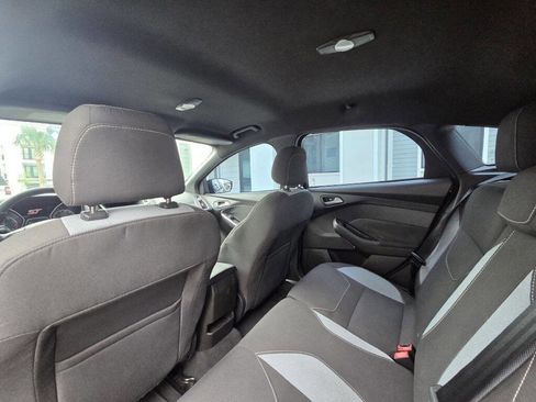 Used 2016 Ford Focus ST FWD image 36