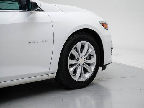 Used 2024 Chevrolet Malibu LT image 11