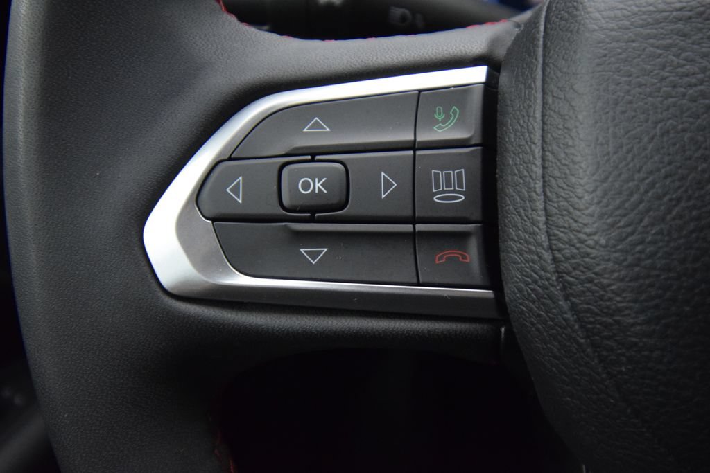 Certified 2023 Jeep Compass Trailhawk w/ Trailhawk Elite Group AWD/4WD image 40