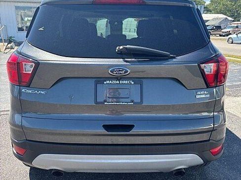 Used 2019 Ford Escape SEL AWD/4WD image 13