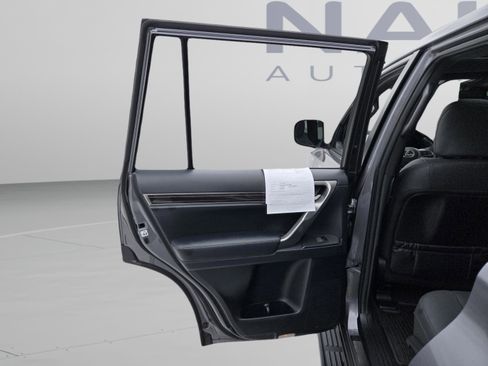 Used 2023 Lexus GX 460 Premium w/ Premium Package AWD/4WD image 28