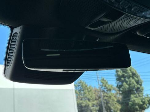 Used 2022 Mercedes-Benz GLC 300 4MATIC image 25
