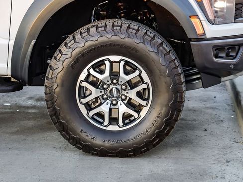 Used 2023 Ford F150 Raptor image 11