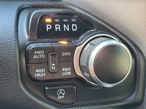Used 2022 RAM 1500 Big Horn AWD/4WD image 33