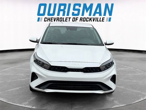 Used 2023 Kia Forte LXS image 8