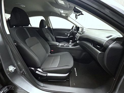 Certified 2025 Nissan Sentra SV w/ Trunk Package image 15