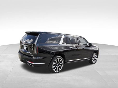 New 2026 Cadillac Escalade ESV Luxury image 4