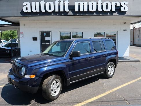 Used 2017 Jeep Patriot Sport w/ Power Value Group FWD image 1