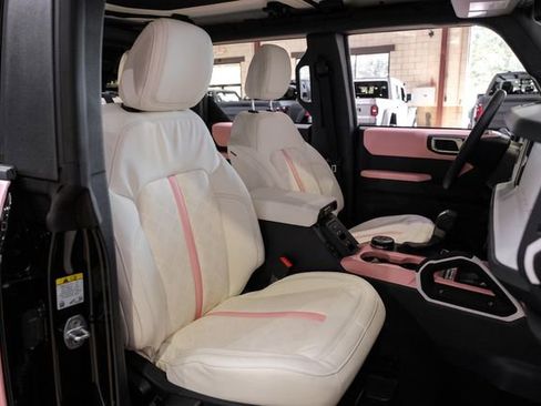 Used 2025 Ford Bronco Heritage Edition image 62