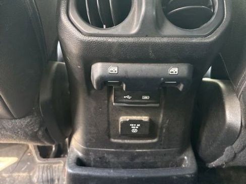 Used 2018 Jeep Wrangler Unlimited Sahara w/ Dual Top Group AWD/4WD image 17