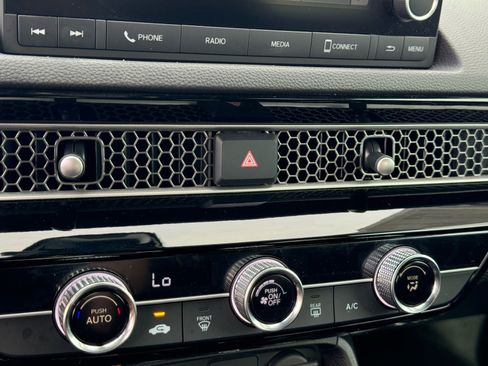 Used 2023 Honda Civic Sport image 30