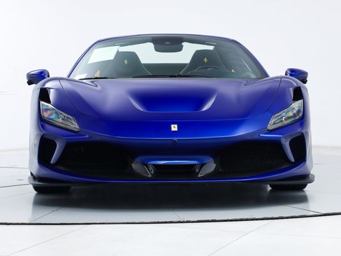 Certified 2022 Ferrari F8 Tributo RWD image 13