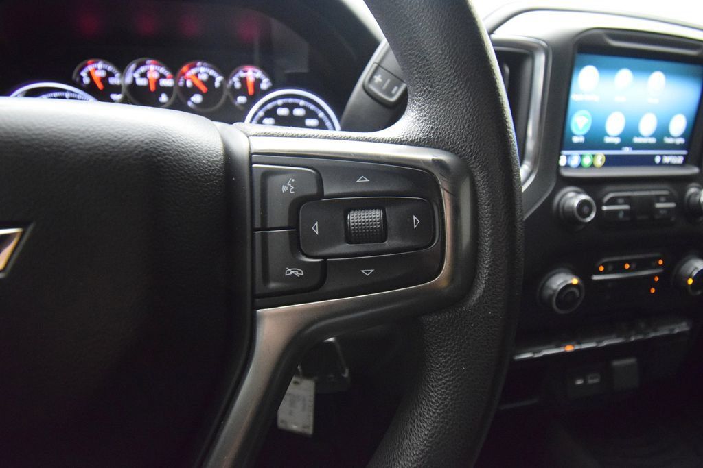 Used 2020 Chevrolet Silverado 1500 LT w/ Trailering Package AWD/4WD image 27
