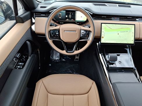 New 2026 Land Rover Range Rover Sport Dynamic SE AWD/4WD image 4