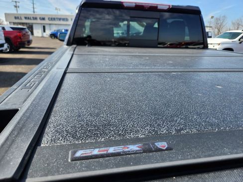 Used 2022 Chevrolet Silverado 1500 High Country image 35