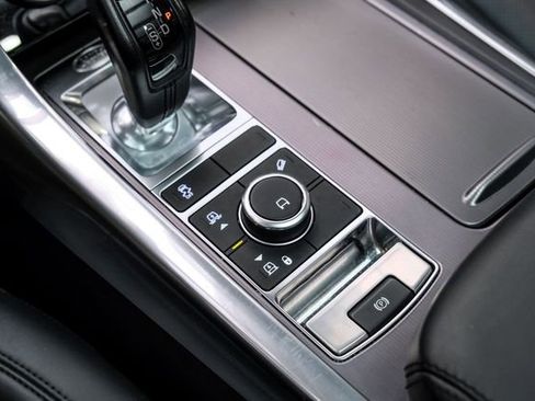 Used 2019 Land Rover Range Rover Sport HSE image 54