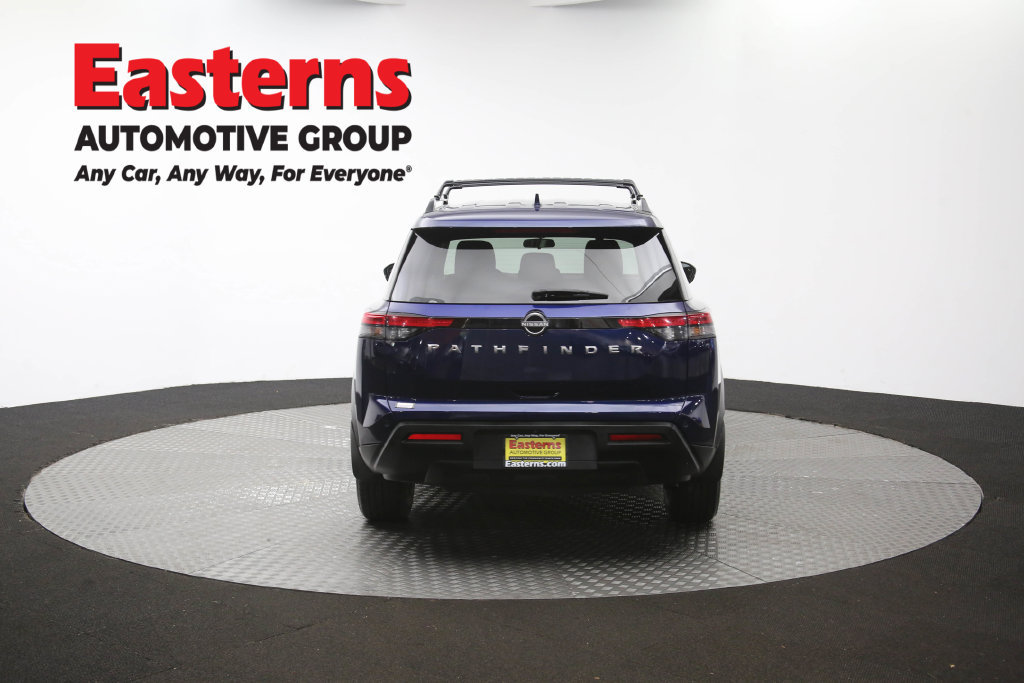 Used 2022 Nissan Pathfinder SV AWD/4WD image 40