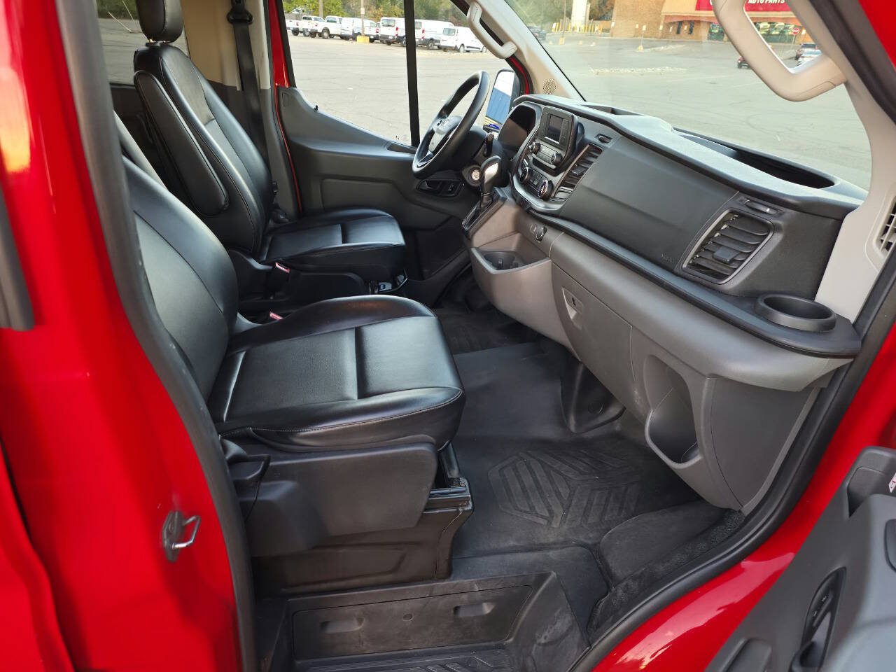 Used 2020 Ford Transit 150 XL RWD image 24
