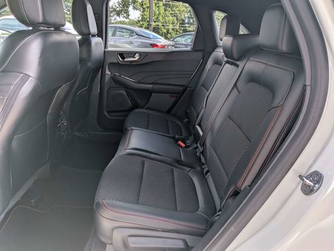 Used 2023 Ford Escape ST-Line w/ Tech Pack #1 AWD/4WD image 13