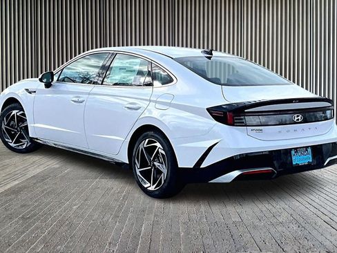 New 2026 Hyundai Sonata SEL FWD image 3