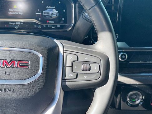 Used 2024 GMC Sierra 1500 Elevation image 18