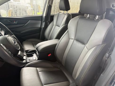Used 2023 Subaru Ascent Onyx Edition AWD/4WD image 7