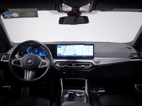 Used 2023 BMW 330i Sedan w/ M Sport Package RWD image 10
