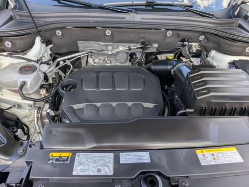 Used 2025 Volkswagen Atlas SE FWD image 36