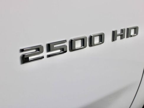 Used 2023 Chevrolet Silverado 2500 LT image 12