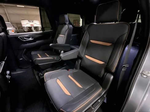 Used 2023 GMC Yukon AT4 w/ Technology Package AWD/4WD image 24
