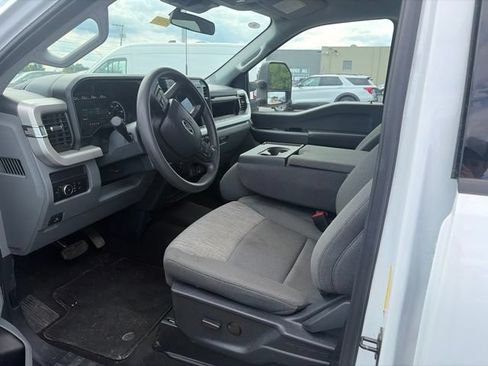 Used 2026 Ford F250 XLT AWD/4WD image 5