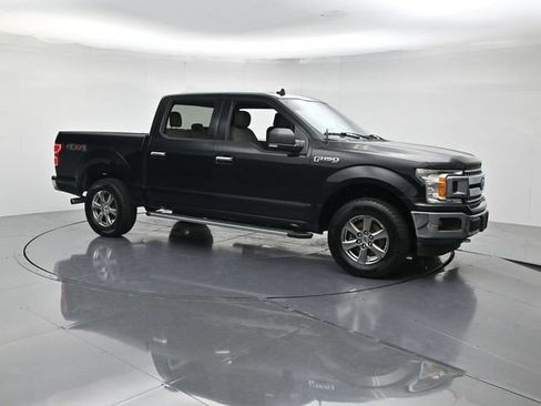 Used 2020 Ford F150 XLT w/ Equipment Group 302A Luxury AWD/4WD image 3
