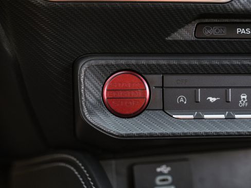 Used 2024 Ford Mustang GT Premium image 18